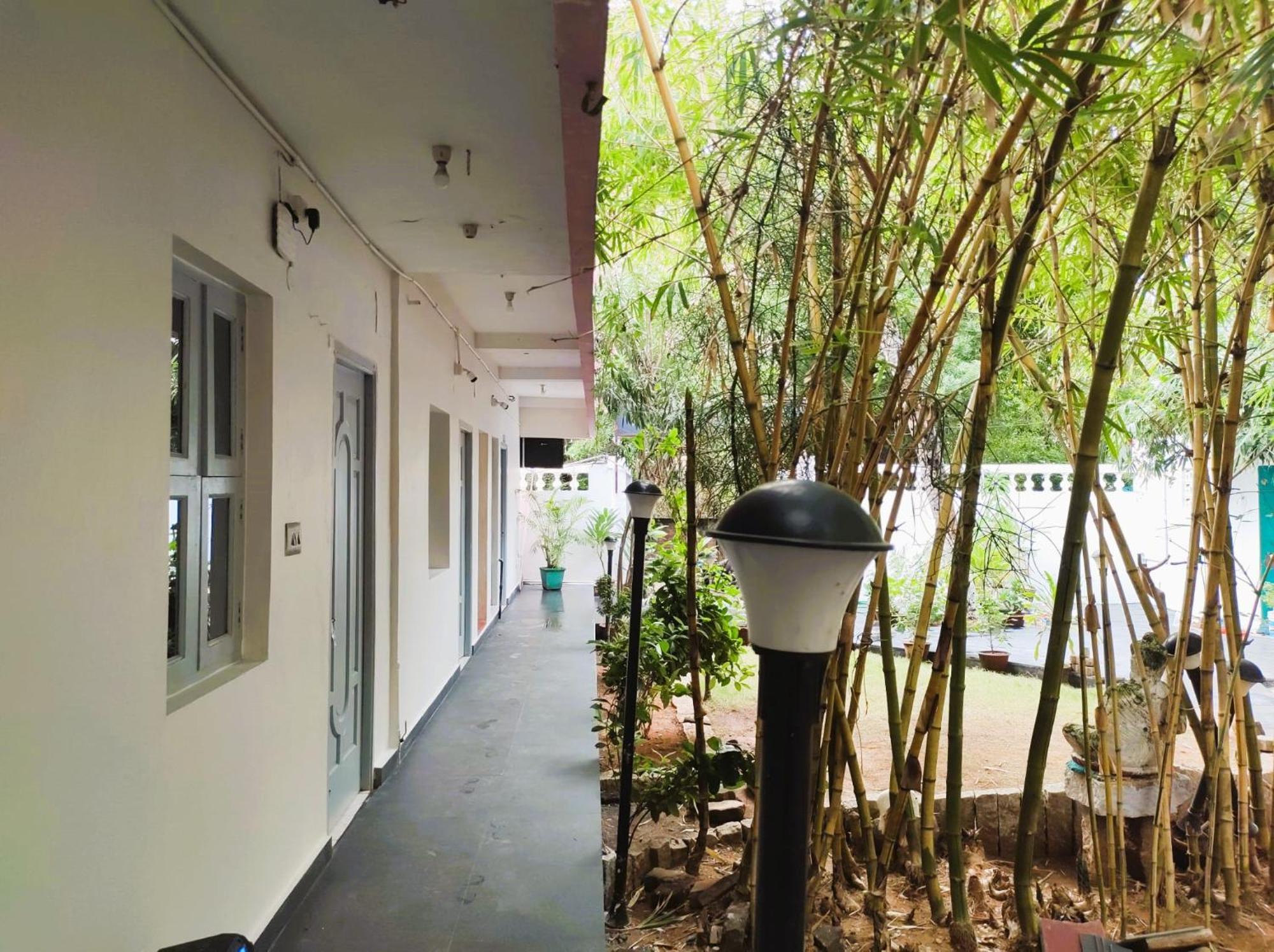 The Well Beach Side Guest House Auroville Exterior foto